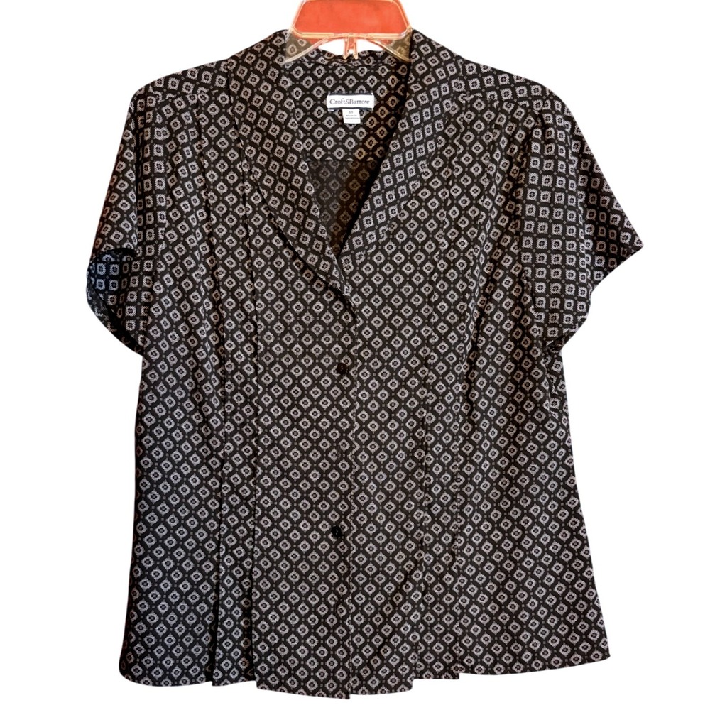 Croft & Barrow Button Down Women Medium Black Good Geometric Short Sleeve Top